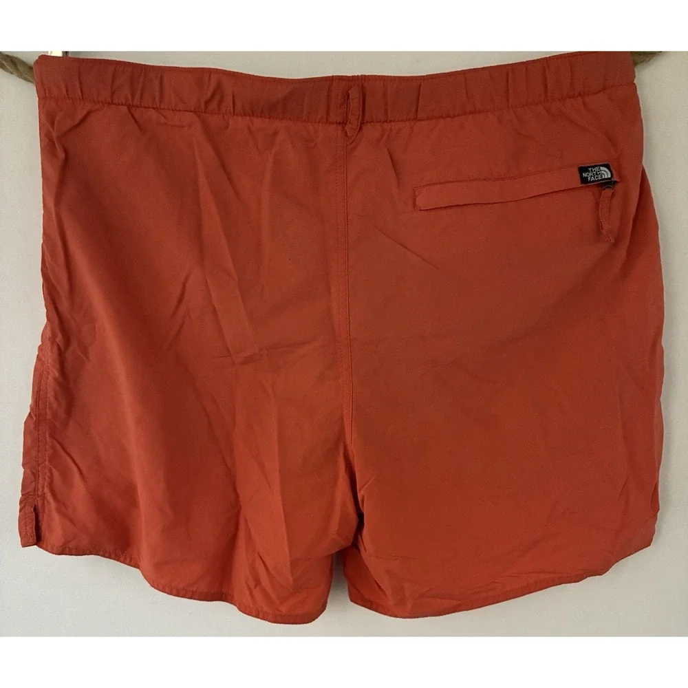 The North‎ Face Orange Athletic Shorts Mens Medium 36